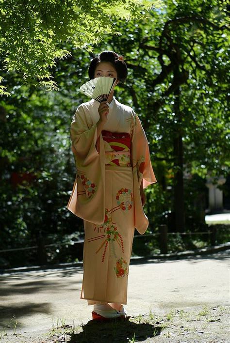 Kimika of Miyagawacho as maiko by WATASAN on Flickr | Kimono japan ...