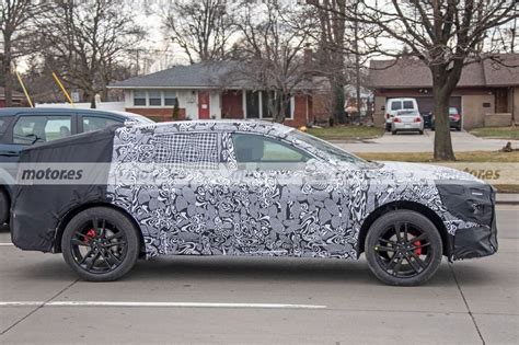 Since a camouflaged prototype of a new ford vehicle was spotted some time ago, it was reported that the mondeo would come to an end. Ford Mondeo Evos 2022 espiado en Estados Unidos (+FOTOS) - Gossip Vehiculos