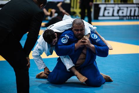 Japanese Jiu Jitsu Vs Brazilian Jiu Jitsu Attack The Back