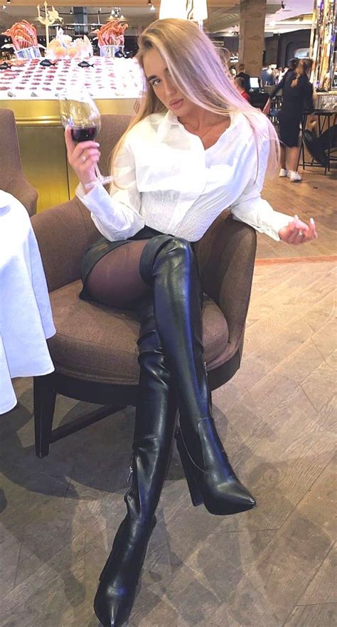 pin by emanuele perotti on women in leather skirt and short leather pants tall black boots