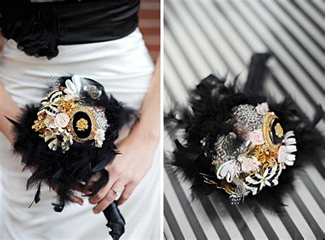 Wedding Trend Vintage Brooch Bouquets