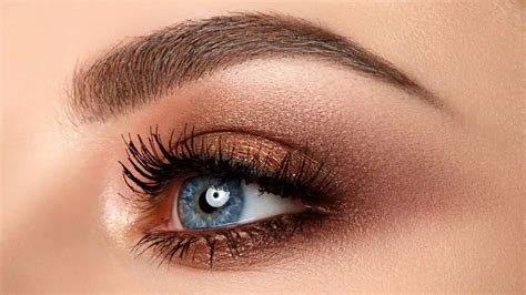 What Eyeshadow Goes With Blue Eyes And Fair Skin Guide Blissegg Com