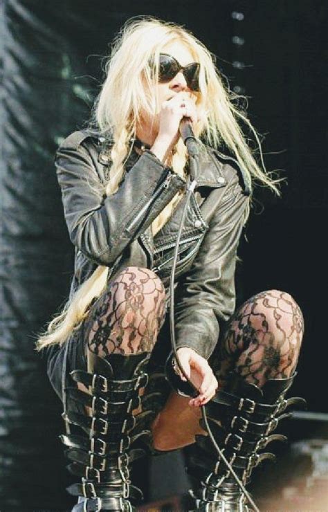 Pin By David Reigelman On Pretty Reckless Taylor Momsen Style Taylor