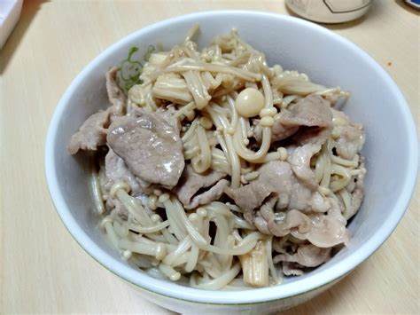 お肉のバター醤油 レシピ・作り方 By ゴま｜楽天レシピ