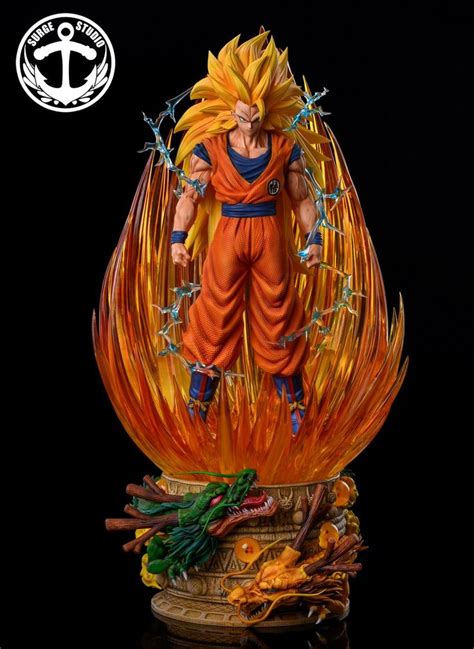 14 Scale Super Saiyan 3 Son Goku Dragon Ball Resin Statue Surge