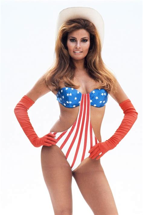 Glamorous Photos Of Raquel Welch In Myra Breckinridge Vintage Everyday