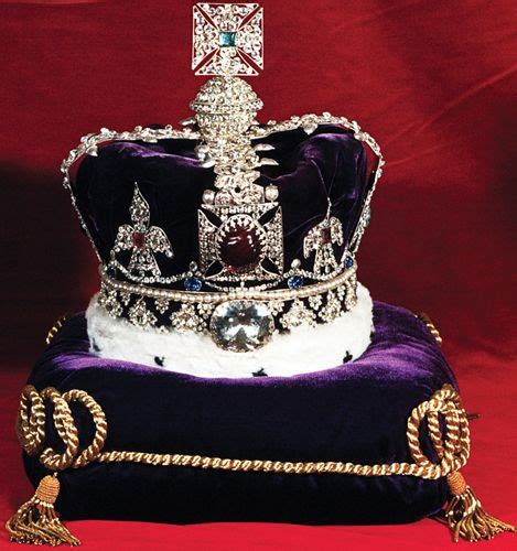 Londons Top 10 Tower Of London Imperial State Crown This Is The