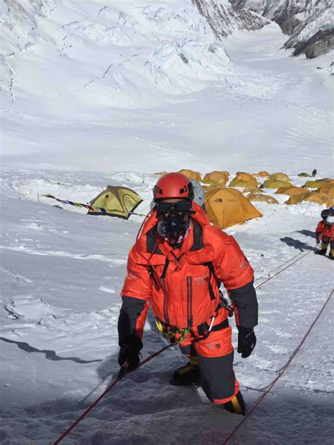 Successful Lhotse Summit As Team Makes Descent Madison Mountaineering