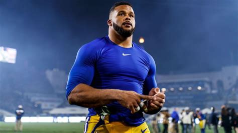 How Rams Dt Aaron Donald Became The Nfl S Most Unstoppable Force