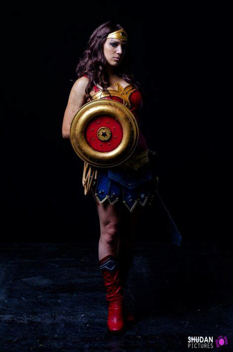 The 25 Most Wondrous Wonder Woman Cosplay Forevergeek