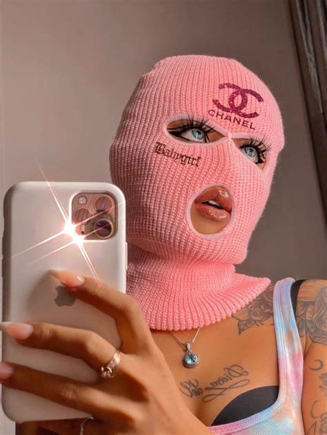 Chanel Pink Baddie Aesthetic Ski Mask Papel De Parede Menina Papel
