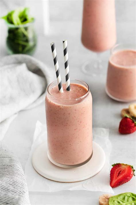Strawberry Banana Spinach Smoothie Meaningful Eats