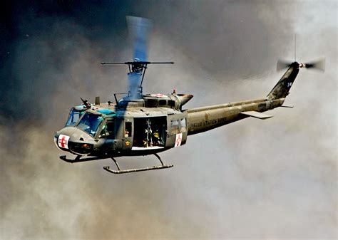 Uh 1 Iroquois Vietnam War Vietnam Military Helicopter