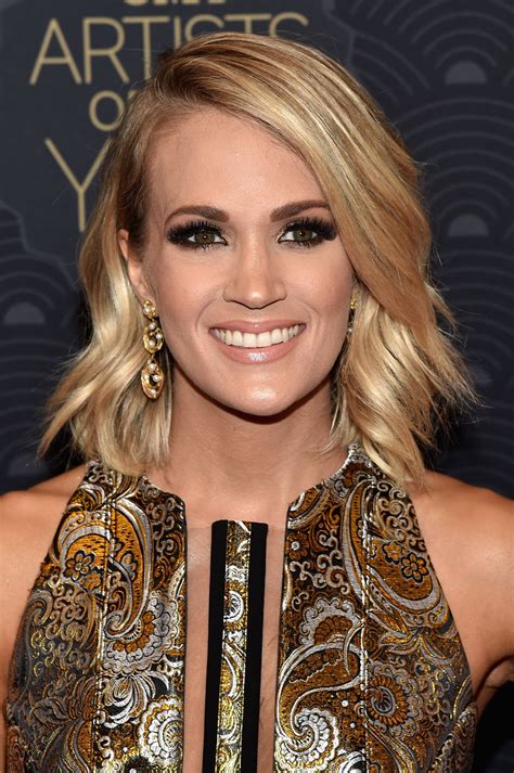 Carrie Underwood Cmt Artists Of The Year In Nashville 10