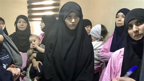 iraq 19 russian women handed life sentences for joining isil reseau actu