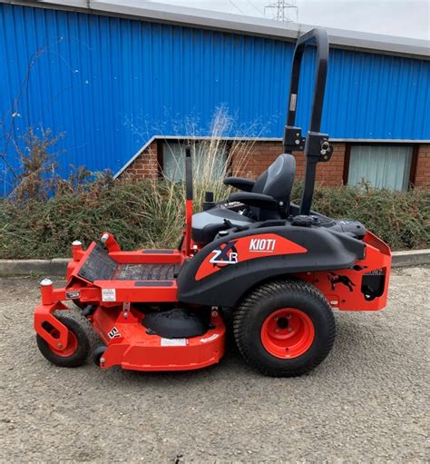 KIOTI ZXR 54 ZERO TURN MOWER RC Setchfield Agriculture