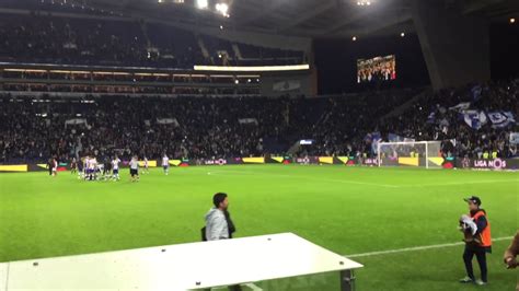 Confira a transmissão da narração do jogo aqui na live #porto #marítimo #campeonatoportuguês. Super dragões Final do jogo - Porto vs Braga - YouTube