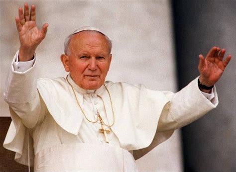 Hoy Cumpliría Años El Papa Juan Pablo Ii Plumas Libres