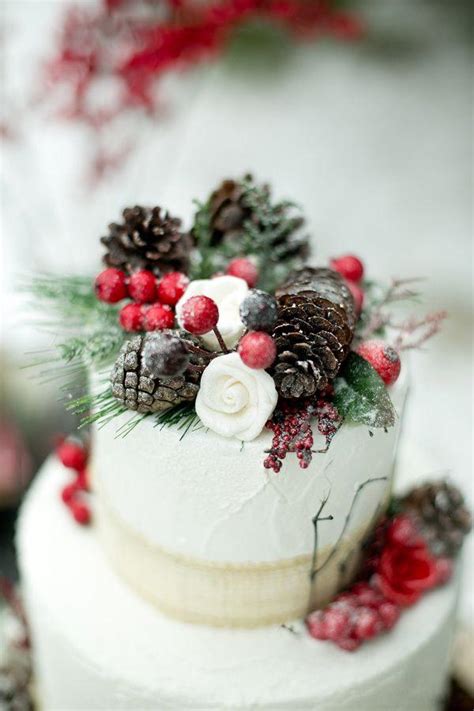 Rustic Winter Wedding Cake Ideas Deer Pearl Flowers