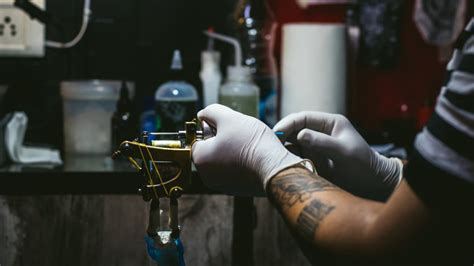 14 Best Tattoo Artists In The Us Update 2023