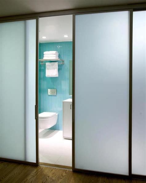 Modern Master Bathroom With Frosted Glass Doors Interiorbarndoordiy Glass Bathroom Door
