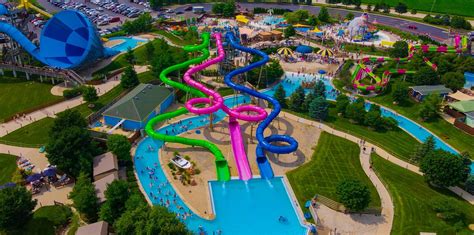 The Largest Waterpark In Illinois Will Reopen For Summer In June
