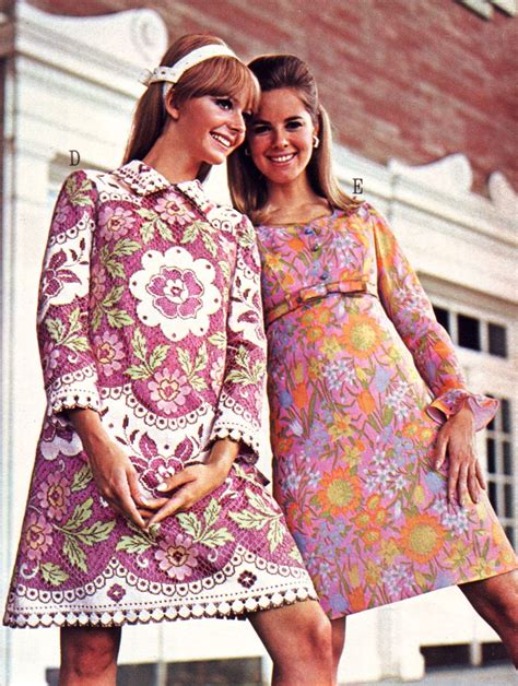 Floral Patterned Dresses C Late 1960s 1960s Fashion Sixties Fashion 1960 Fashion