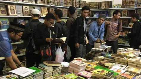 Buku Buku Islam Permintaan Meningkat Penerbit Adu Strategi Gaet