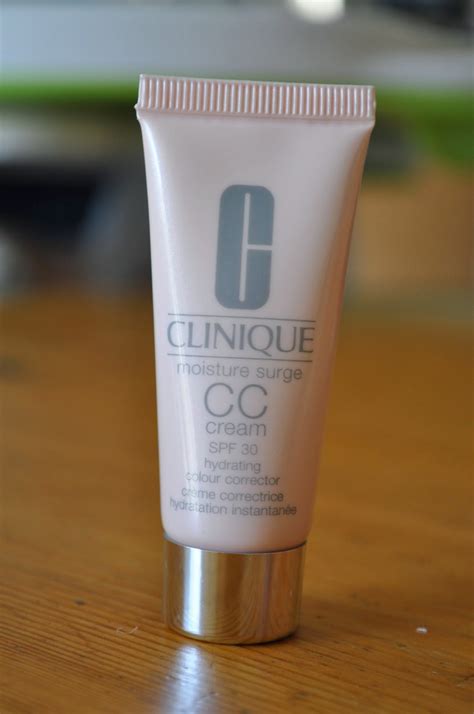 A refreshing twist on their cult product, clinique moisture surge is designed to. LouLouLoves.: Clinique Moisture Surge CC Cream - A Review.