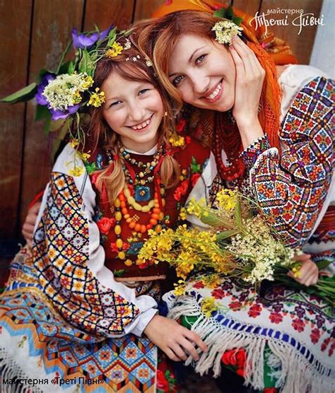 Amazing Portraits Of Modern Women Wearing Traditional Ukrainian Wreaths