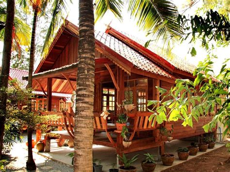 Contoh green house minimalis di halaman rumah. Cheap Tropical Home Design Made From Wood | 4 Home Ideas