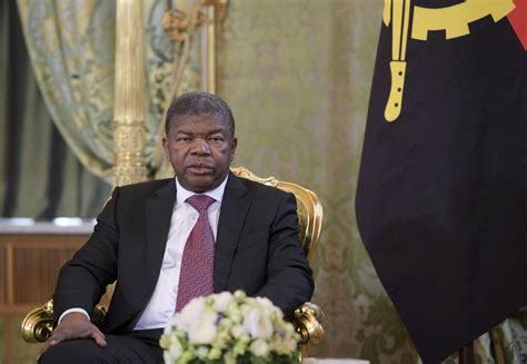Presidente De Angola Exonera AdministraÇÃo Da Empresa PÚblica De Águas