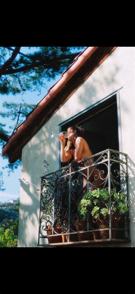 Halle Berry Nude Balcony Rider8344