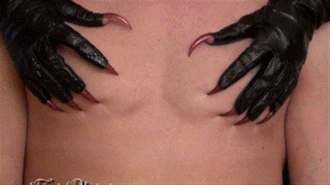 Dangerous Nails Of Noir Plaisir Longnailed Vampiress Sharpening Long Fingernails 2013