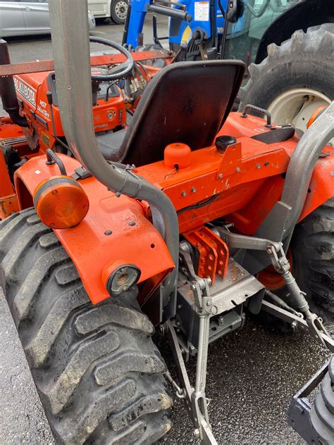 Kubota B2150 Front End Loader Tractor 2577hrs Diesel