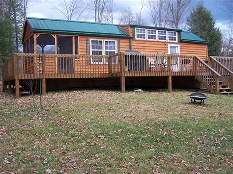 Experience the traditional european charm of these elegant cabins and marvel at the masterful craftsmanship of the solid oak timbers and the exposed joinery… much the same as it would have been in the middle ages. Mountain Cabin Rental at VirginiaMountainCabinRentals.com ...