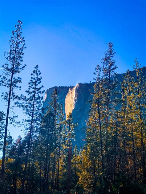 Horsetail Fall Towers At 1000 Ft 305 M And Is Famous For Its