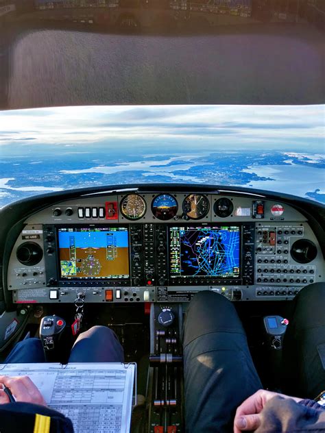 Completing my final hours before my CPL skill test. : r/aviation