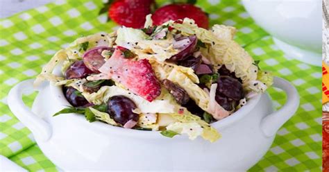 Pretty Poppyseed And Strawberry Coleslaw Healthful Pursuit