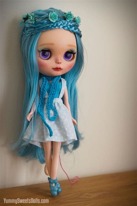 Conniebees Art And Dolls Raspberry Pufflette Blythe By Yummy Sweets