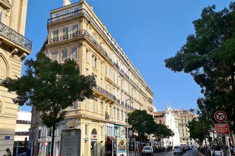 La Rue Châteauredon, la belle verte, ex rue des Brebis, Noailles, Marseille