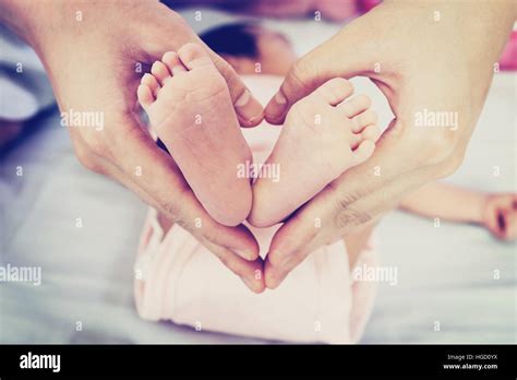 Mothers Feet Hi Res Stock Photography And Images Alamy
