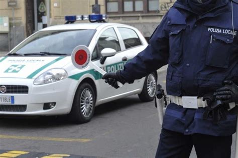 La Polizia Locale Può Sanzionare In Borghese E Fuori Dal Territorio Di