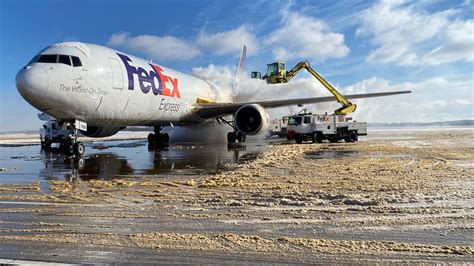 Fedex Warns Of Package Delays After Memphis Hub Severe Weather