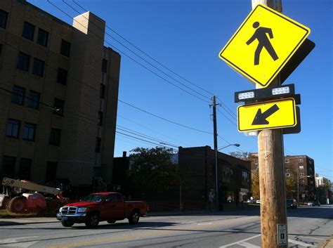 Lakewood Installs Electronic Pedestrian Crossing Sign On Detroit At