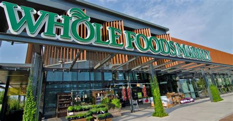 Fast food and sit down restaurants, fuel, rest areas, service centers, truck stops and much more. Number of Whole Foods in USA | 2021 Store Location Analysis