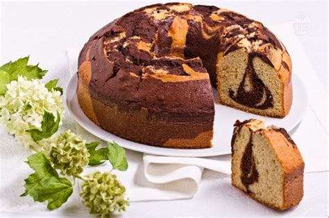 Ricetta compatibile con bimby tm5 e bimby tm31 difficoltà bassa tempo 50 min quantità stampo da 24 cm ingredienti 3 uova 150 g zucchero semolato 100 g cioccolato fondente 100 g burro 100 g farina di manitoba 1 bustina vanillina 1 bustina lievito per dolci 1 pacchetto. Torta Marmorizzata con il Bimby TM5