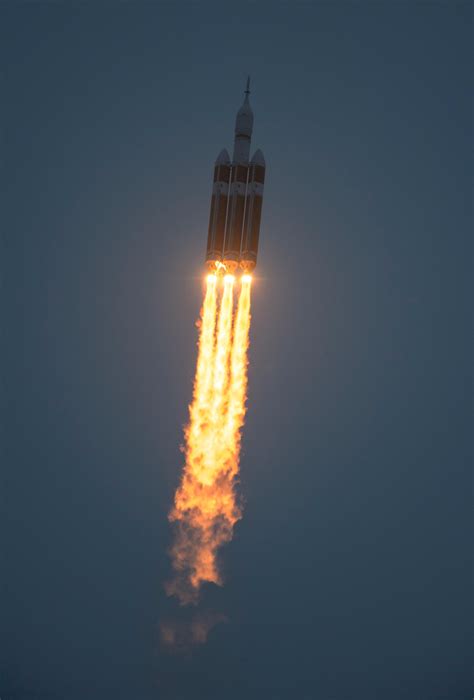 Delta Iv Heavy Rocket With Nasas Orion Spacecraft Liftsoff Nasa Mars