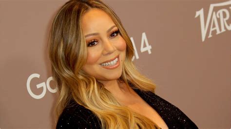 VOICI Mariah Carey en pleine séance de sport elle amuse ses fans avec un message en musique