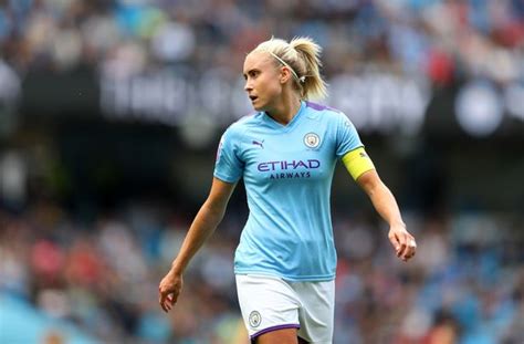 Man City Womens Goalkeeper Makes Incredible Charity Gesture After